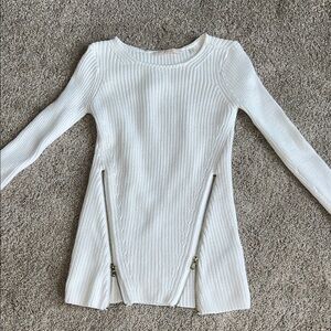 Guess White Ribbed Long Sleeve Sweater EUC